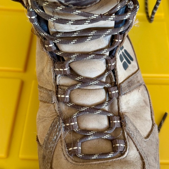 Columbia Brown Hiking Boots - Picture 7 of 10
